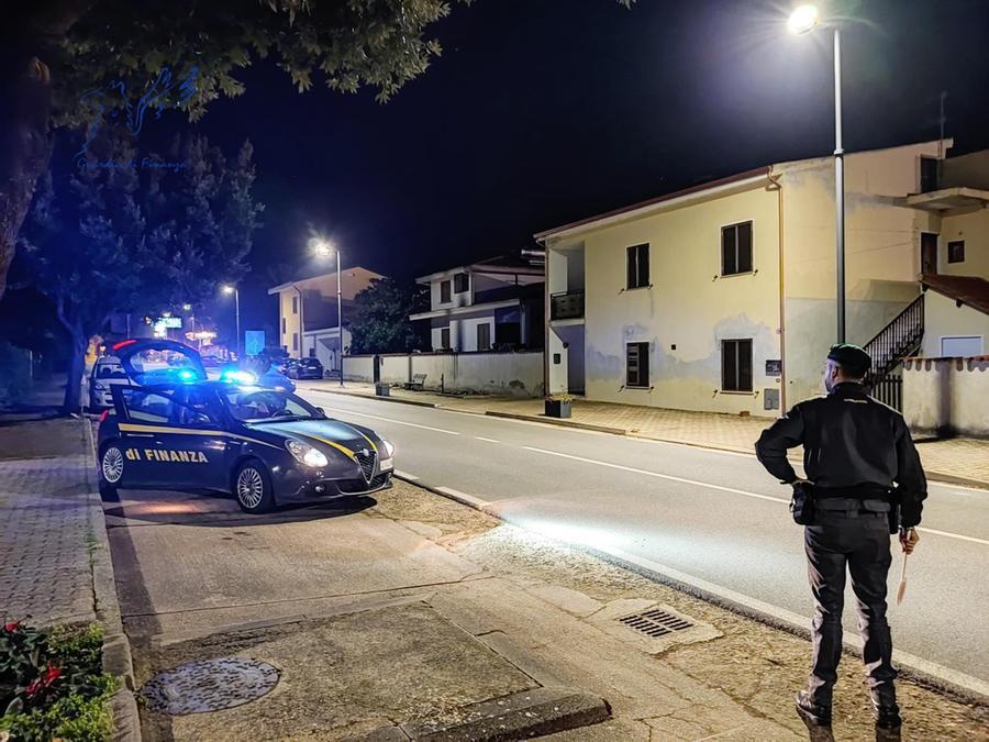 Frode fiscale di un imprenditore edile nell’Oristanese: sequestro per un milione di euro