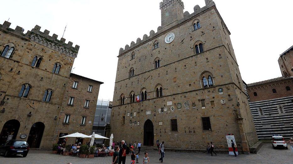 Volterra, il bilancio è in salute: ma ci sono da riscuotere 13 milioni di arretrati