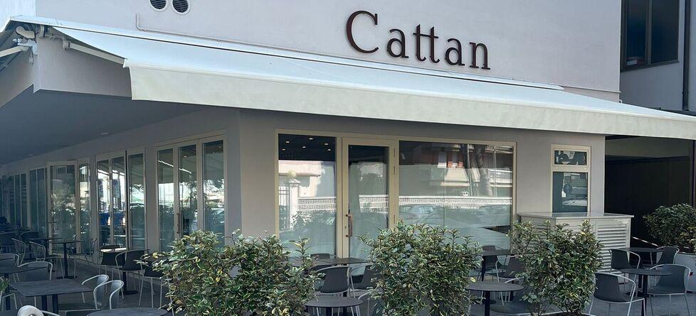 Lido di Camaiore, riapre lo storico bar pasticceria Cattan
