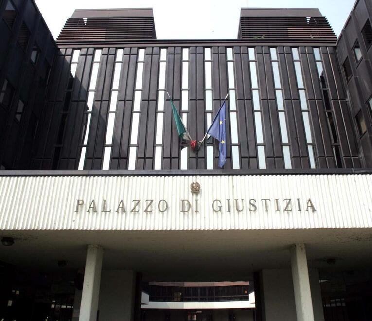 False fatture, in otto a processo dopo un’indagine della Finanza
