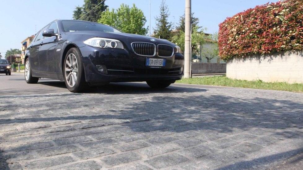 La polemica sui dossi infiamma il web