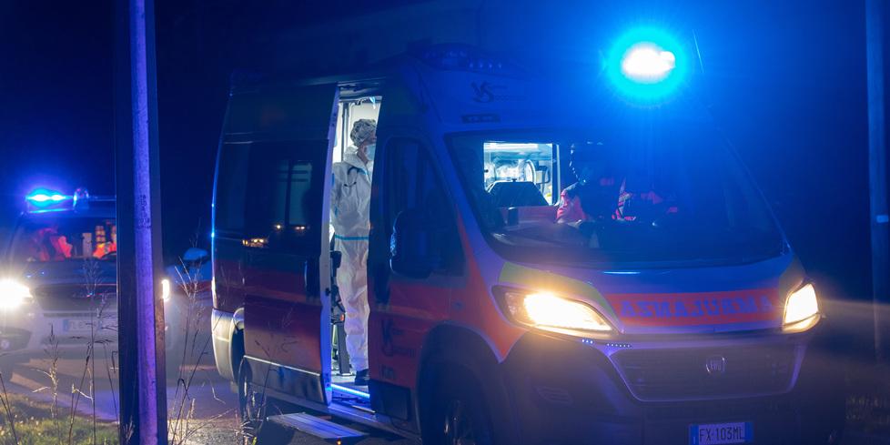 Ferrara, la madre: «Mia figlia picchiata da due ragazze in centro»