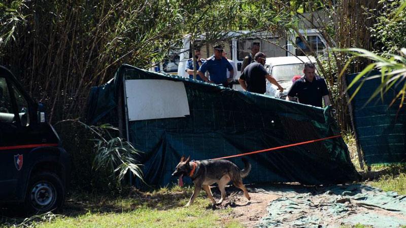 Giallo dei cadaveri, il Dna e quei segni sull’osso: ecco la pista degli inquirenti