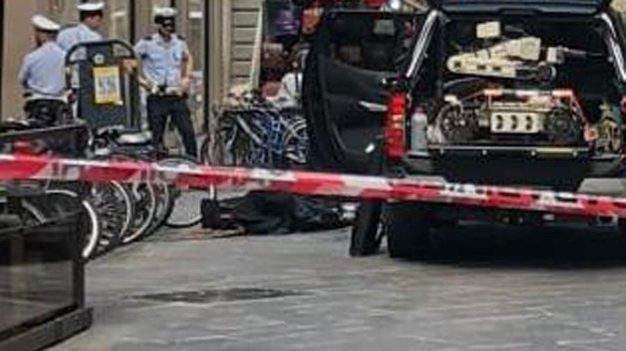Firenze, allarme bomba (poi rientrato) per una scatola sospetta vicino alla casa del procuratore Tescaroli