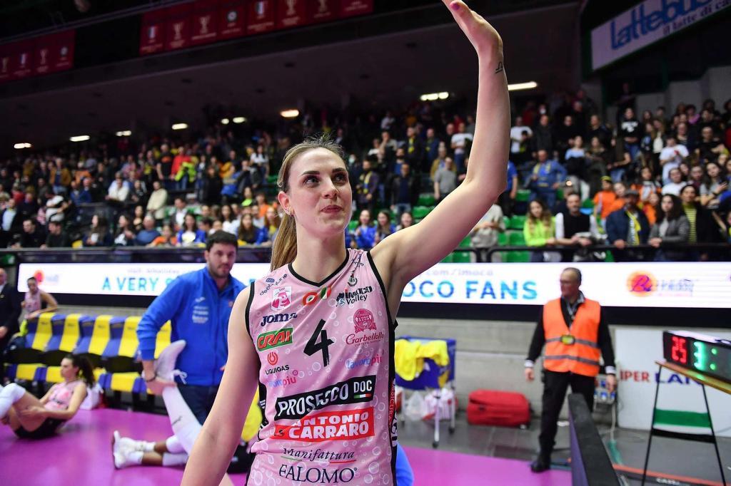 Pallavolo, nel fantastico mondo di Federica Squarcini: «Lo scudetto e il sogno Olimpiadi»