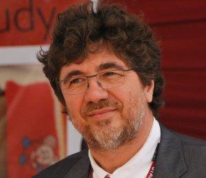 D’Alessandro, il prof livornese  che studia per eradicare la malaria