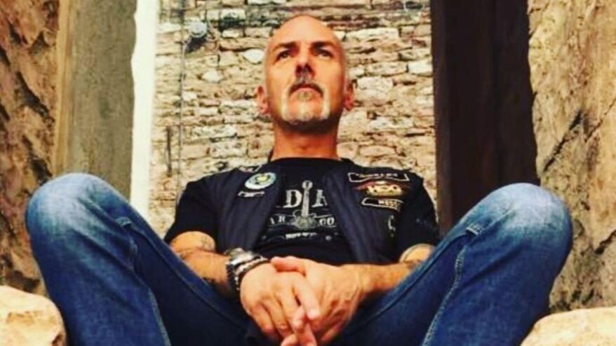 Sassuolo, addio a Gabriele: aveva 56 anni. Il dolore degli amici bikers e di Nek