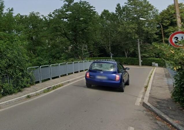 Il ponte di Spezzano chiude tre mesi: «Percorsi alternativi fino a ottobre» 