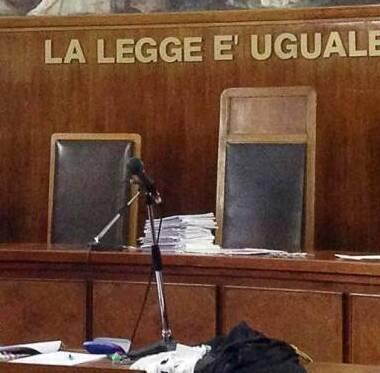 Vignola, picchia la compagna incinta e lei abortisce: 43enne a processo 