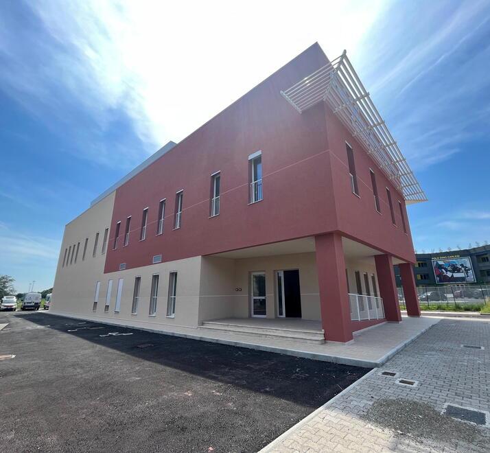 Pontedera, la burocrazia fa slittare di altri 2 mesi l’apertura del maxi centro diagnostico
