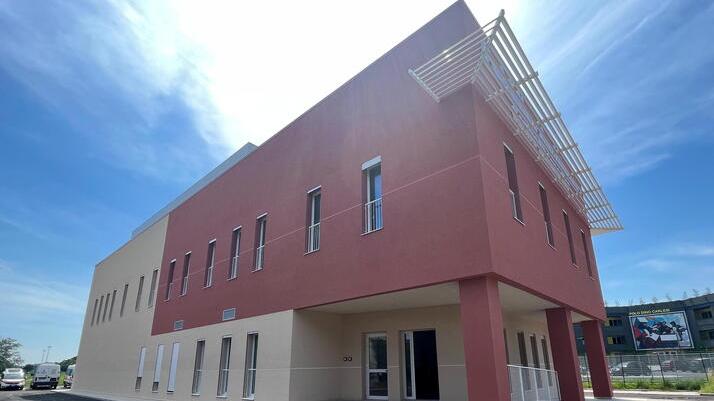 Pontedera, la burocrazia fa slittare di altri 2 mesi l’apertura del maxi centro diagnostico