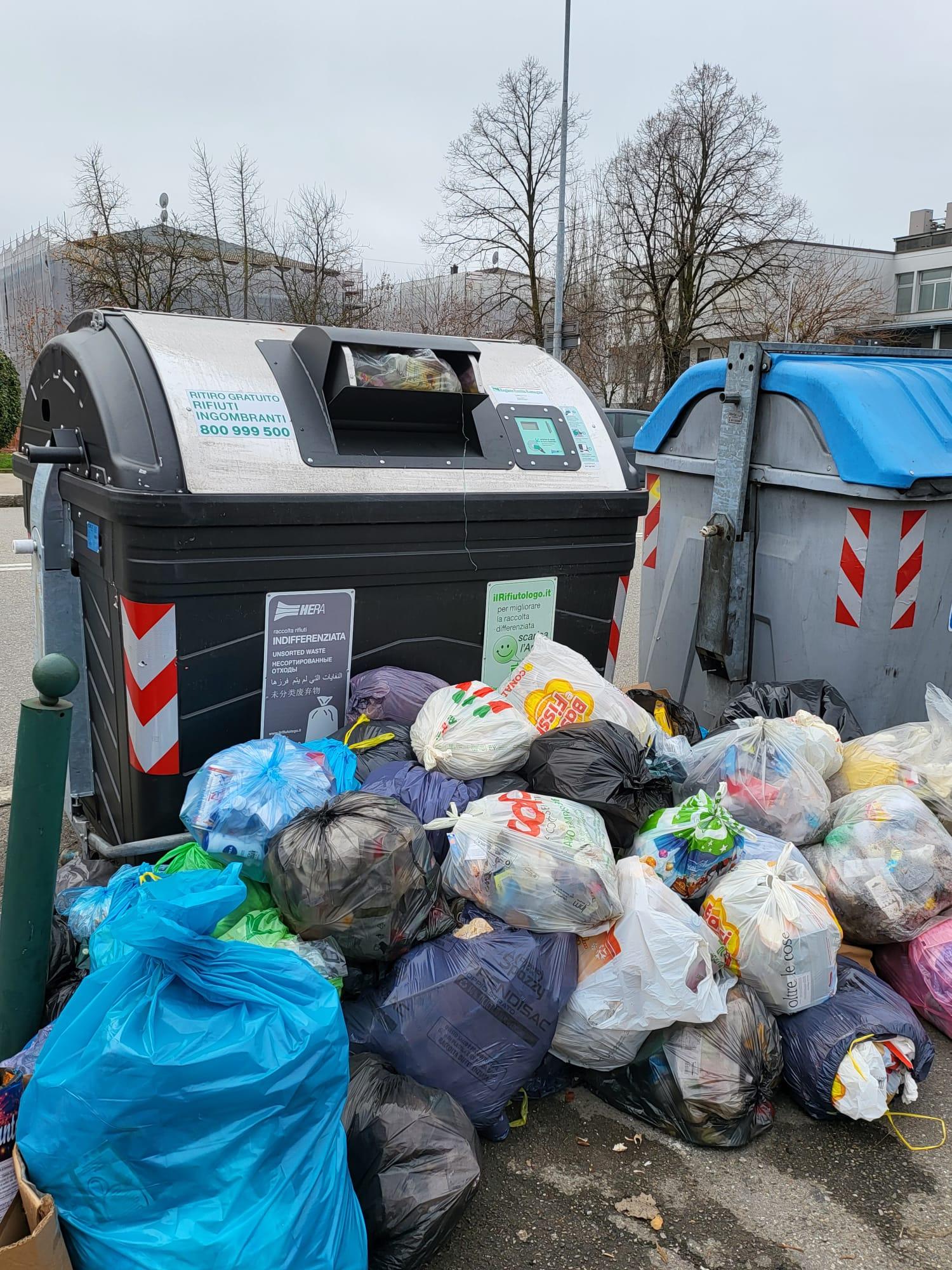 Modena. Il Pd boccia la raccolta dei rifiuti: «Hera deve cambiare passo»