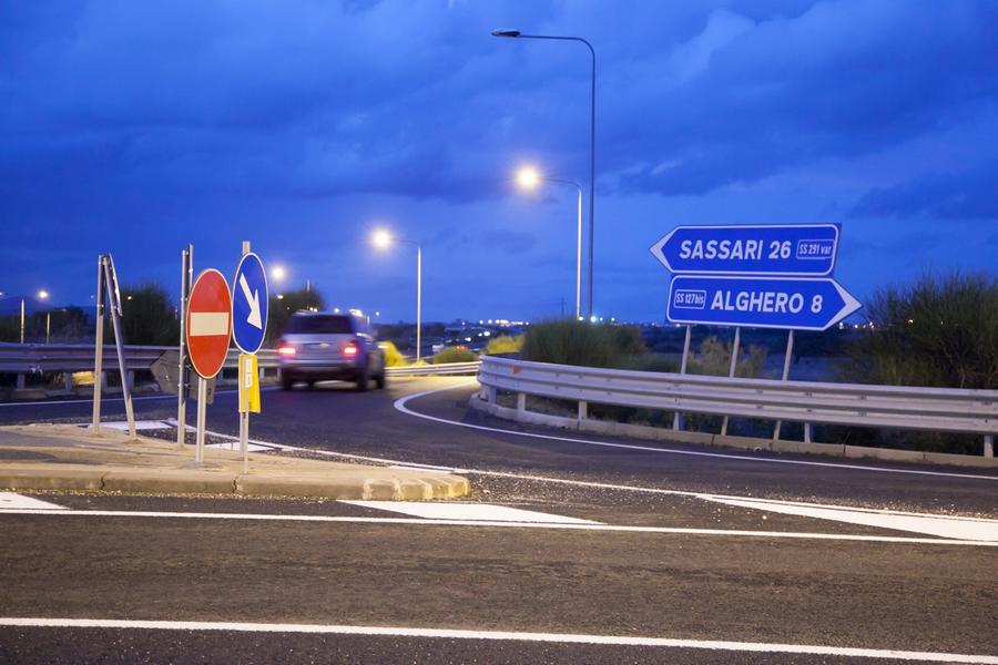 Lavori sulla Sassari-Alghero in alto mare, Corsia unica per chilometri