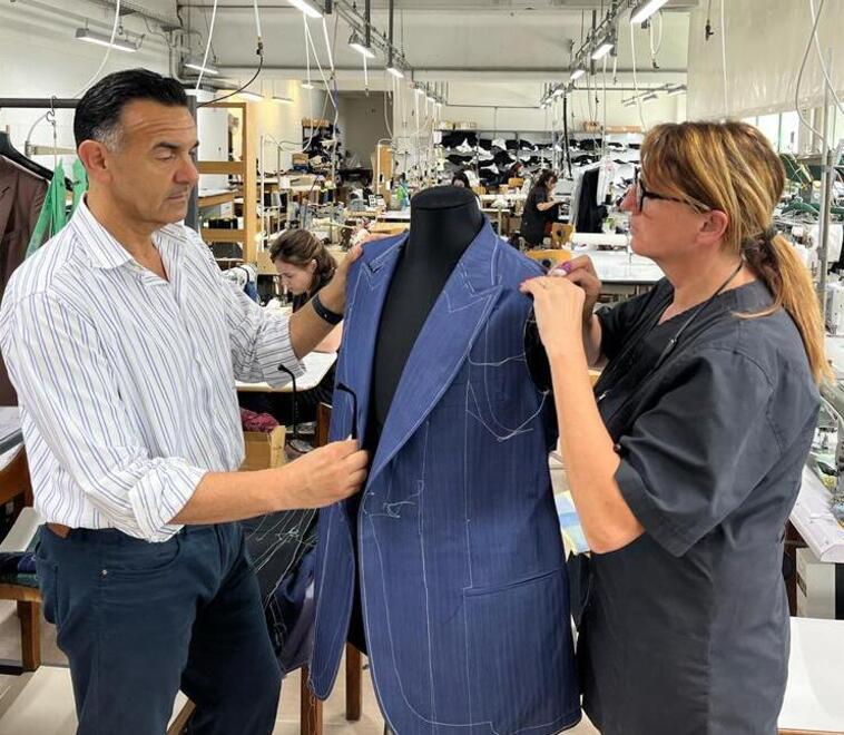 Sartoria Carrara assume personale dopo il successo avuto a Pitti Uomo: come candidarsi
