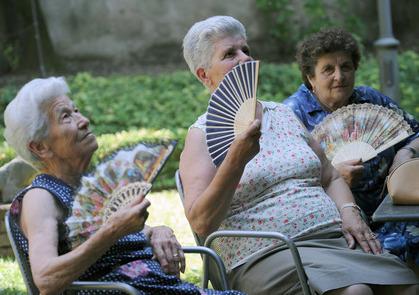 Caldo, afa e polvere del deserto: su Firenze e Piana quasi 40 gradi