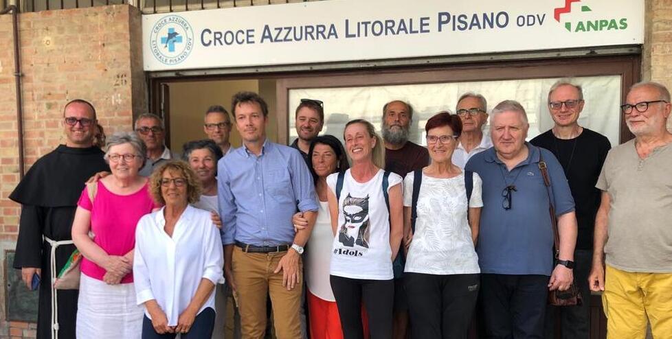 Tirrenia, parte l’avventura della Calp: «Il via con gli aiuti alimentari»