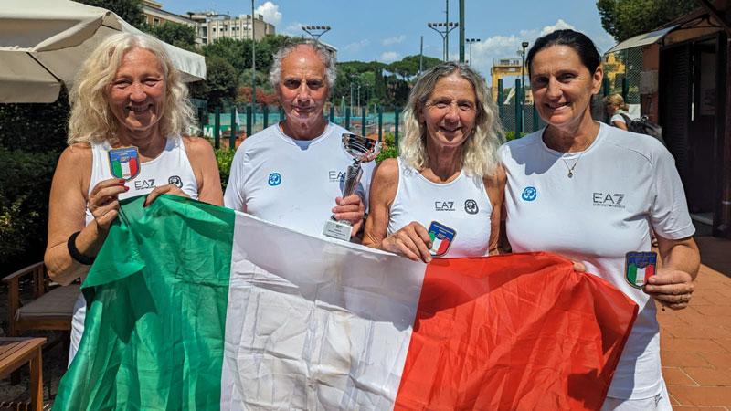 Lo scudetto rosa del tennis pratese