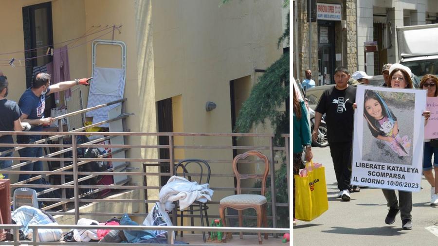 A sinistra l'ispezione all'ex hotel Astor, a destra un momento del corteo per Kata (foto Sestini)