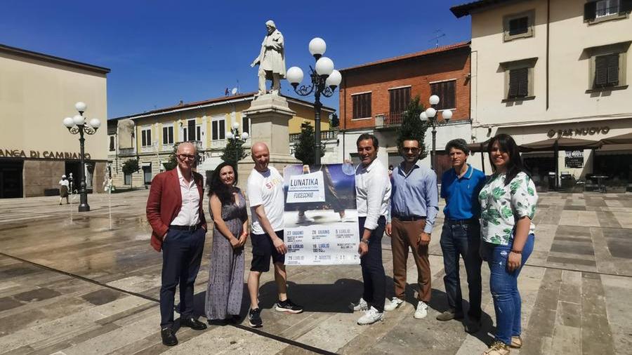 Il cartellone dell'evento presentato in conferenza stampa