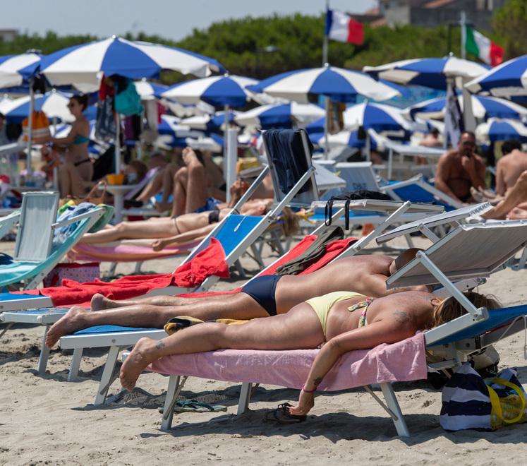 Lidi, una giornata tra spiaggia e relax: qui ci sono ancora i prezzi meno cari
