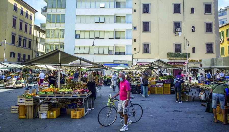 Livorno, dal Comune arriva la norma per limitare gli ipermercati: ecco come funziona