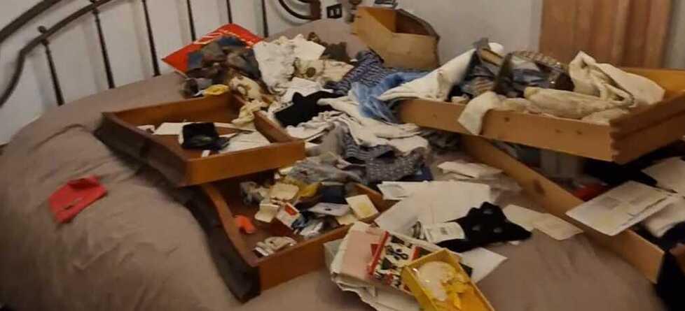 Pontedera, la famiglia perseguitata dai ladri: tre furti in casa in un mese