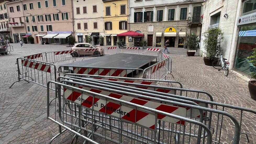 Pontedera, la Notte Granata rivoluziona la città: ecco servizi e divieti