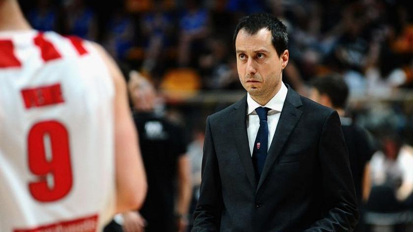 Massimo Bulleri primo assistente del coach Piero Bucchi Basket Banco di Sardegna