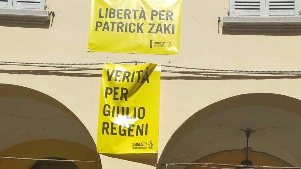 Cento: i due striscioni erano abusivi. Il sindaco multato dai vigili