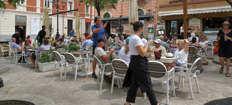 Guerra antifumo, i sindaci di Alghero e Porto Torres vogliono seguire Olbia