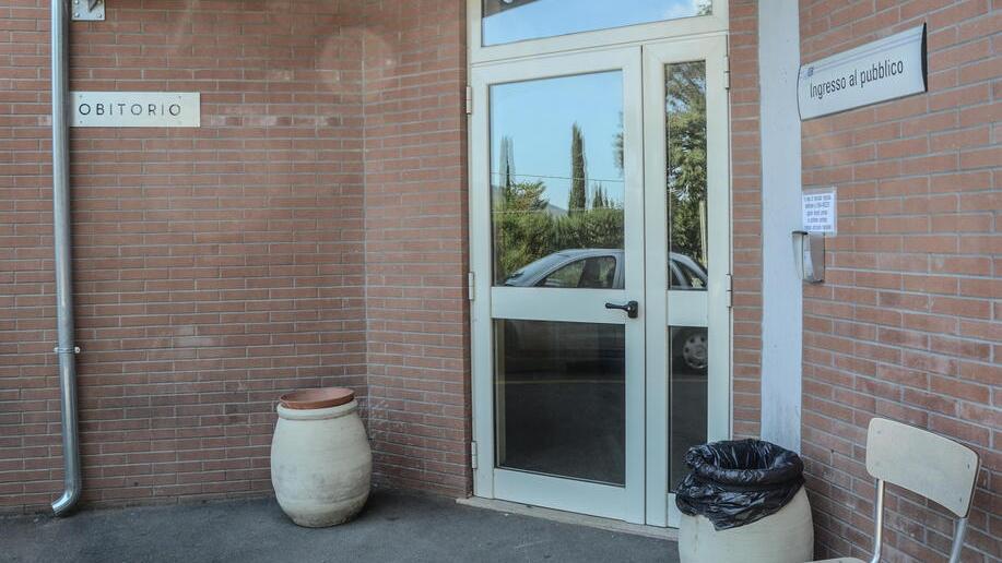 L’ingresso dell’obitorio dell’ospedale Misericordia