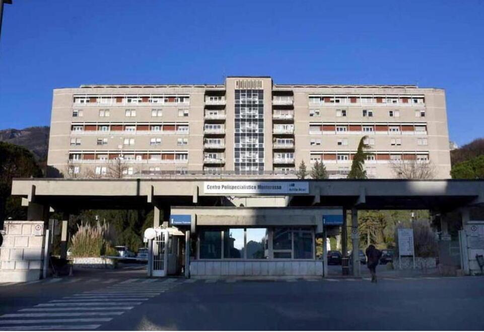 Massa, c’è l’ipotesi di trasferire al Noa due sale operatorie del Monoblocco: il piano e le reazioni