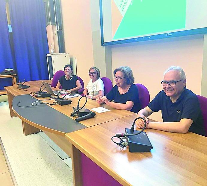 L’incontro promosso dalla Sorgente del Villaggio alla Piazza del Mercato e a cui hanno partecipato il sindaco Donati e l’assessora Prinetti