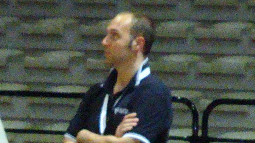 Marco Mosi qui durante la sua esperienza da allenatore ora torna nei ranghi dell’Etrusca San Miniato ma come direttore tecnico