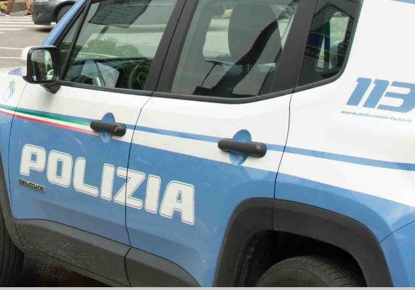 Ferrara, per i controlli indica una panchina come suo domicilio