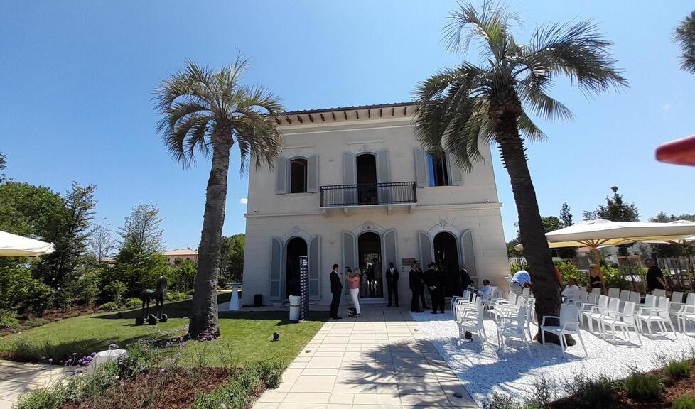 La nuova Villa Romboli porta d’ingresso di Marina di Pisa
