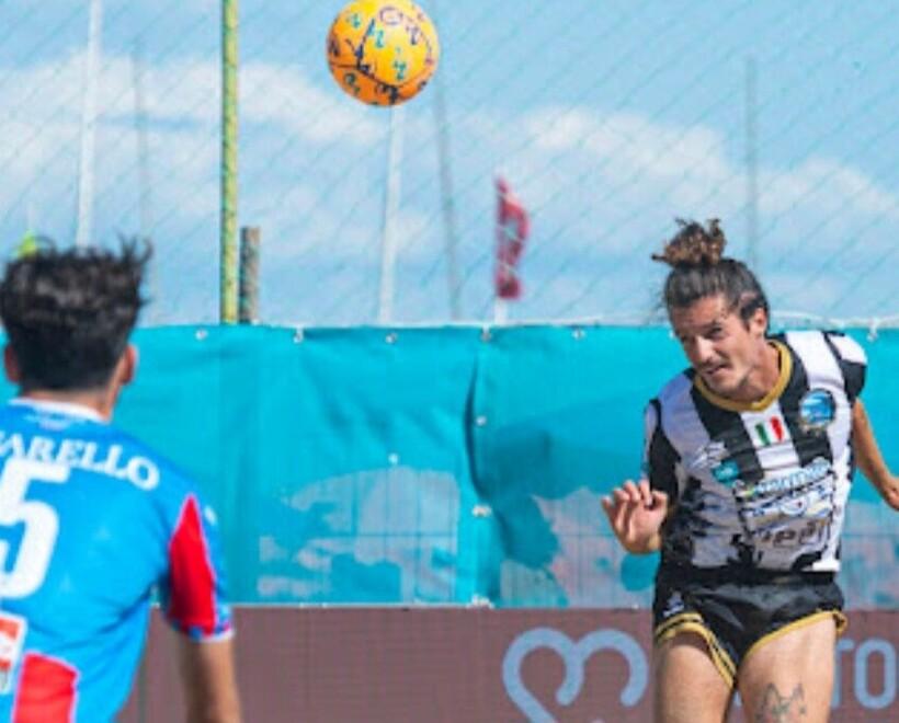 Beach soccer, bianconeri a un passo dalla semifinale 