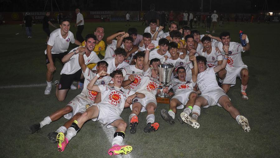 Vincere a casa è ancora più bello: l’Invictasauro si prende la coppa