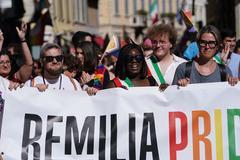 Vera Gheno, madrina di Remilia Pride: «Declinare le professioni? Lo prevede la lingua italiana»<br>
