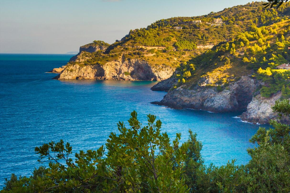 Il mare toscano sempre più blu