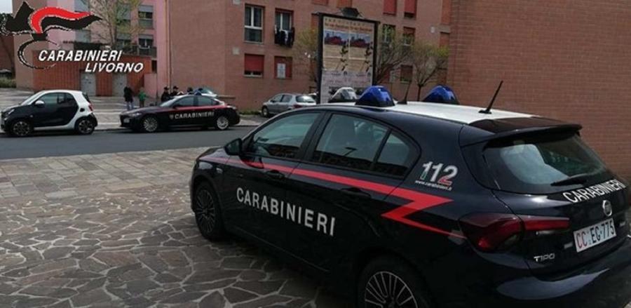 
	Una pattuglia dei carabinieri (foto d'archivio)

