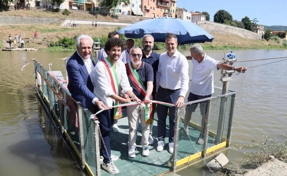 Si salpa con l’Arno Boat: in servizio il “traghetto” che unisce Limite e Tinaia sull’Arno