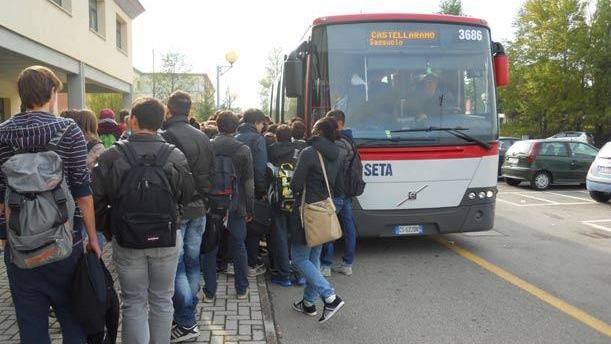 Modena, bus più cari per gli studenti