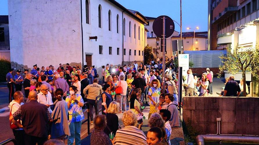 Punto nascite a Pescia, si aprono spiragli: Bezzini visita l’ospedale