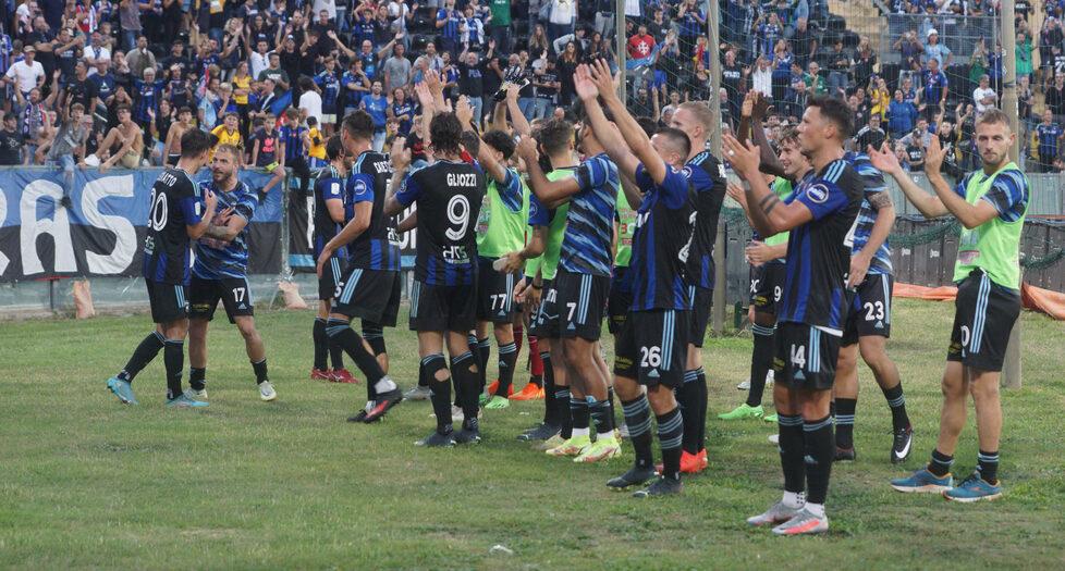 Anche le regole ostacolano il Pisa: rosa con almeno 9 over di troppo 