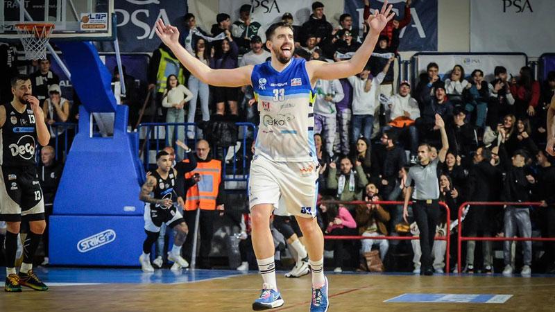 Una Fabo Herons che Sgobba sul mercato. L’ala valdinievolina: «Era ora di tornare a casa»