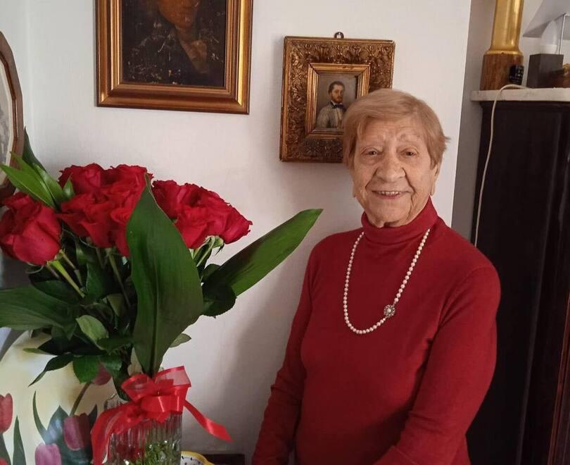 L’addio alla maestra Elda Mibelli per generazioni “seconda mamma”