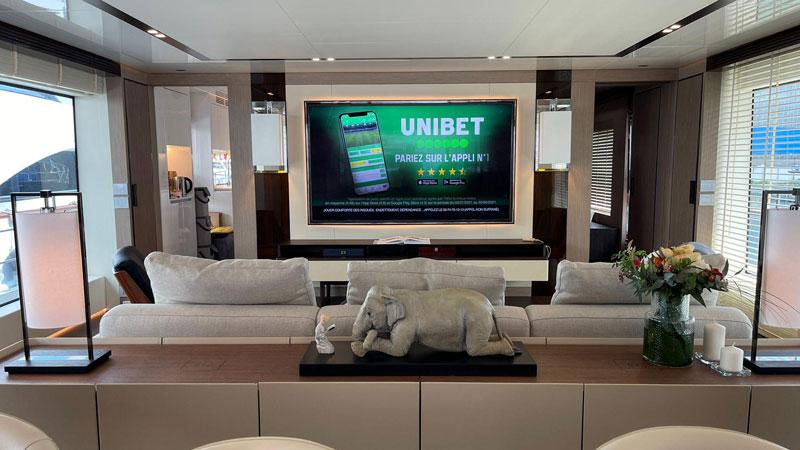 Opere d’arte sugli yacht: una tendenza in crescita