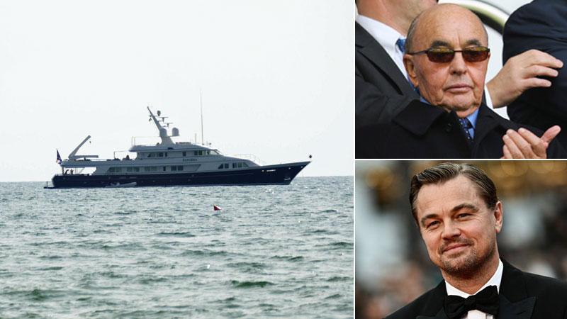 Con lo  yacht sulla costa toscana