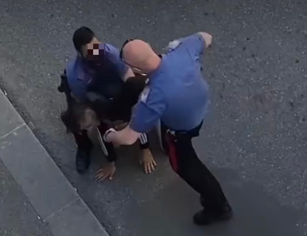 Un fermo immagine del video del fermo